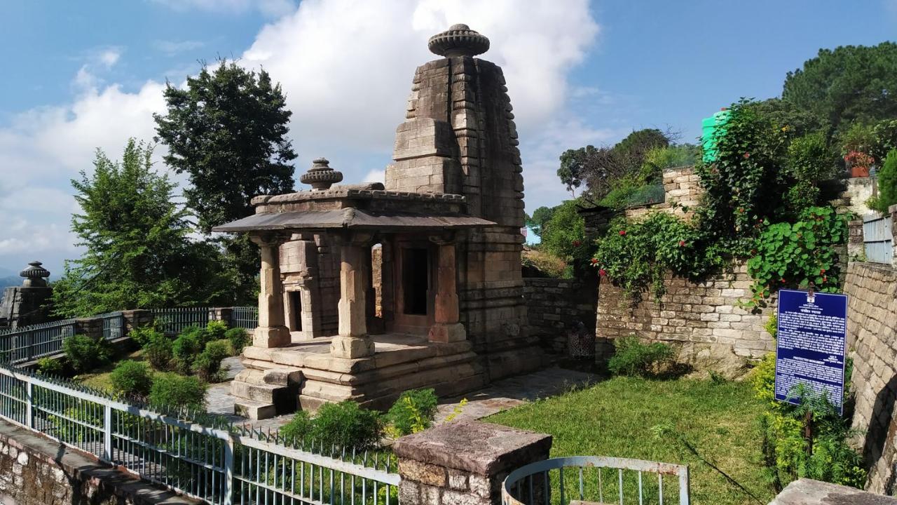 Dwarahat Village Farmstay- Babaji'S Cave エクステリア 写真