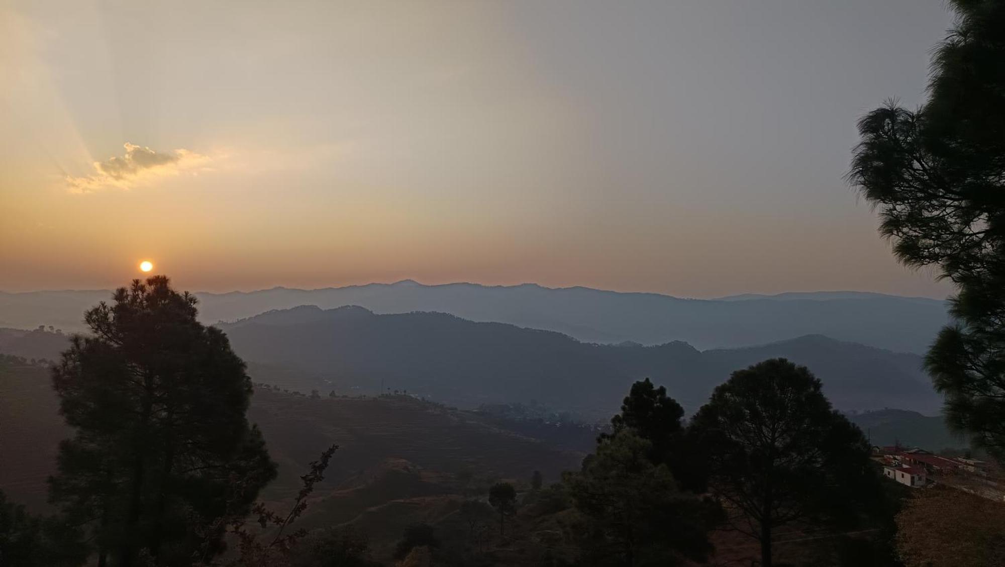 Dwarahat Village Farmstay- Babaji'S Cave エクステリア 写真